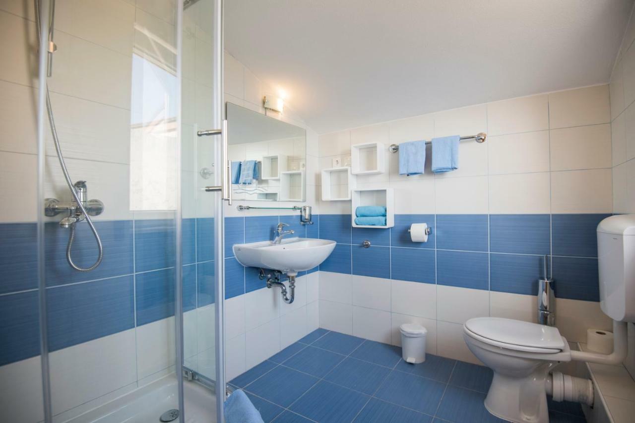 Katarina Apartmani Подстрана Экстерьер фото