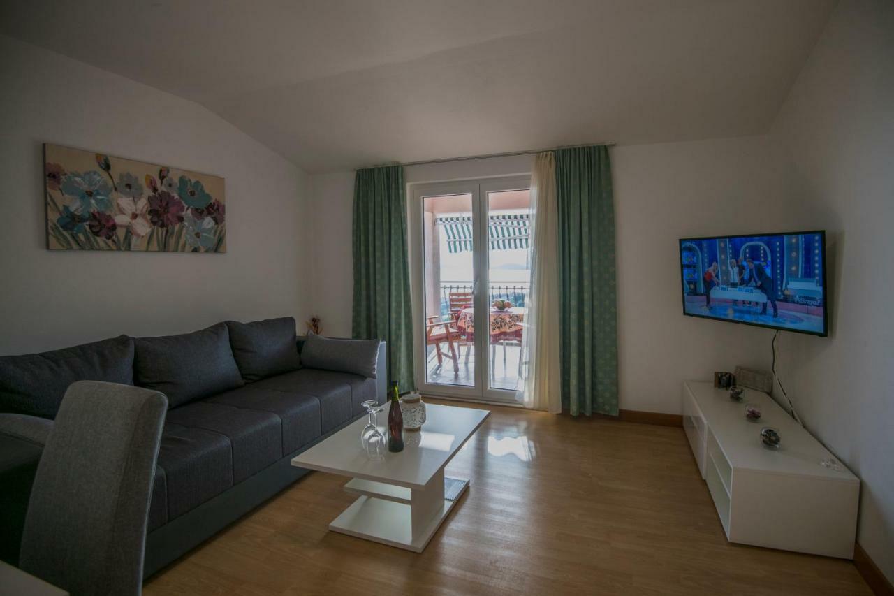 Katarina Apartmani Подстрана Экстерьер фото