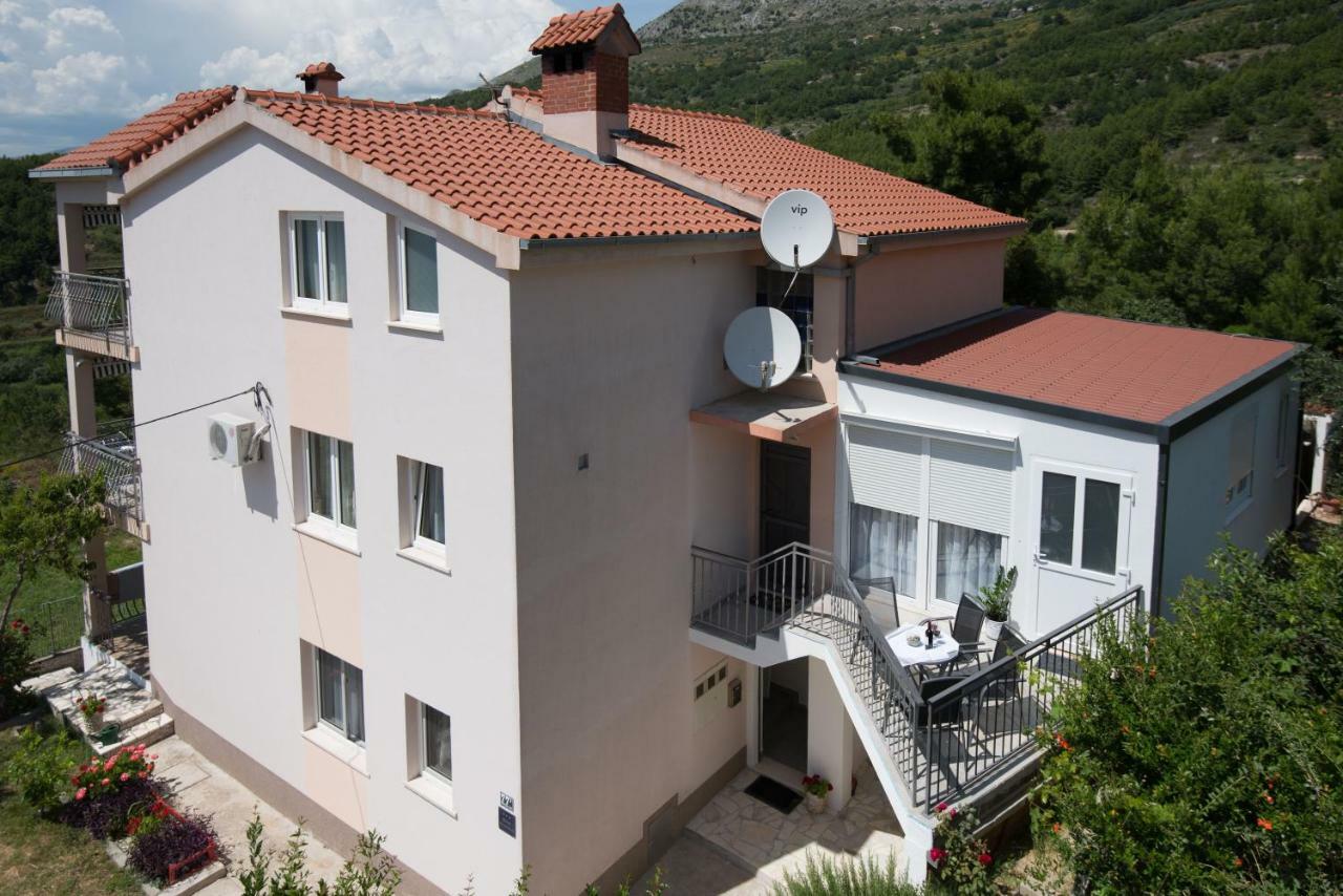 Katarina Apartmani Подстрана Экстерьер фото